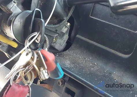 1996 Ford Econoline E150 Van z USA, uszkodzony, nr VIN 1FDEE14N3THA75568